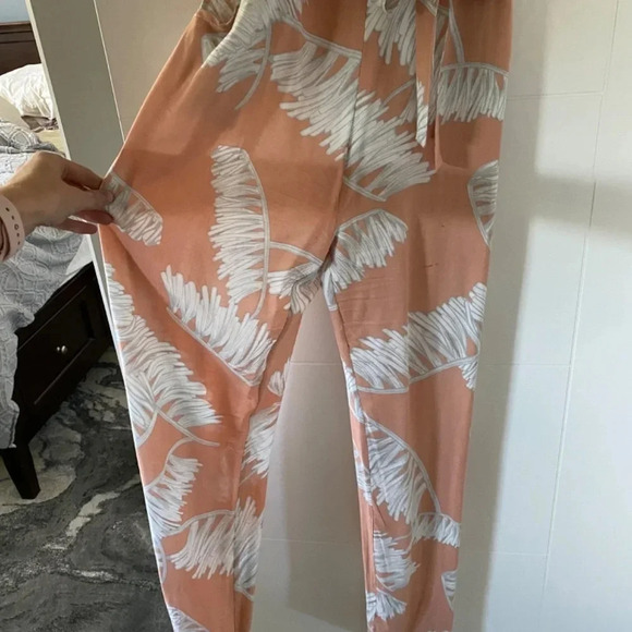 💚Nightwalker | Jumpsuit Romper- Peachy pink & white with tropical print - Small - Picture 3 of 8